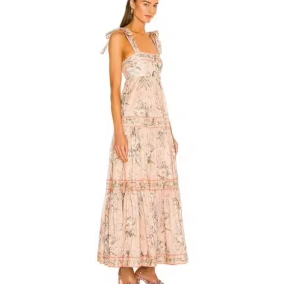 Excellent condition dress. Very classy and comfortable - Picture 3 of 9